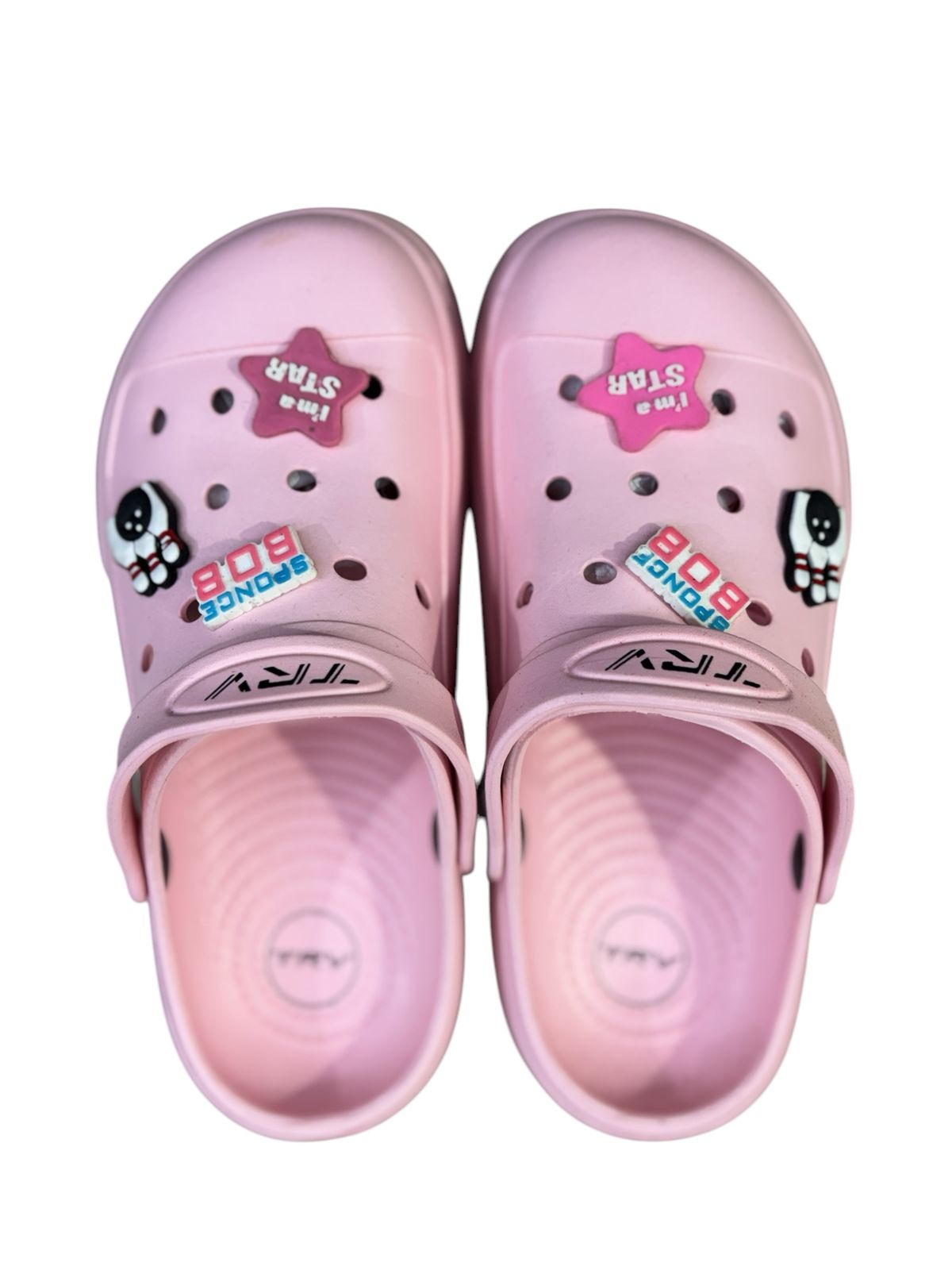 kids pink trendy crocs