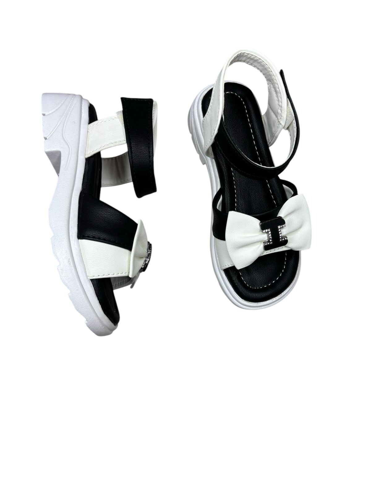 Girls casual trendy sandal black&white colour