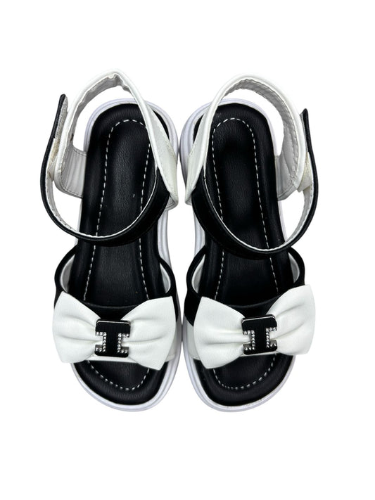 Girls casual trendy sandal black&white colour